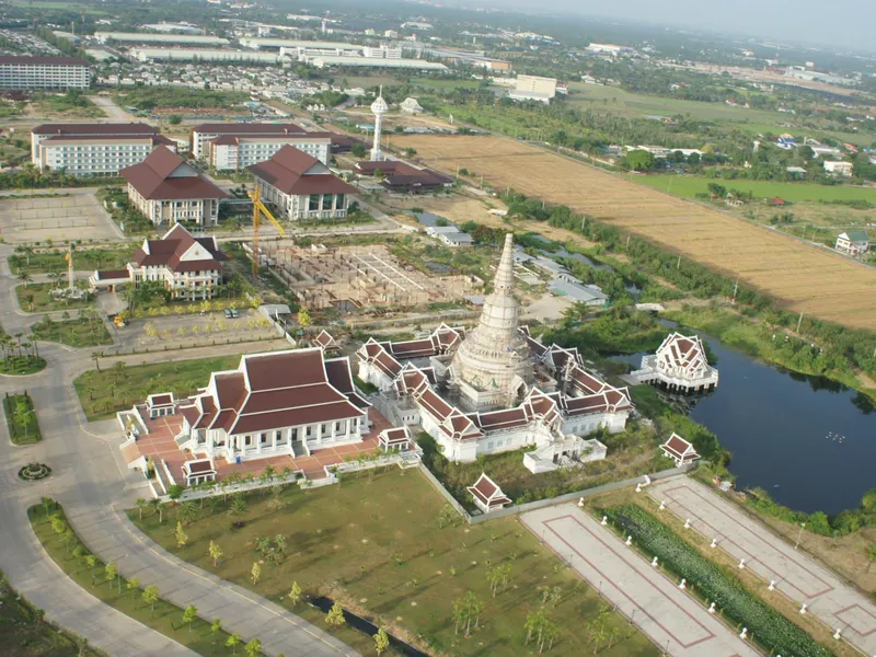 Mahamakut Buddhist University: Perguruan Tinggi Agama Tertua di Thailand